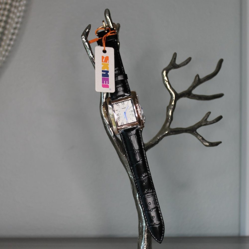 BNWT Skmei H Frame Watch